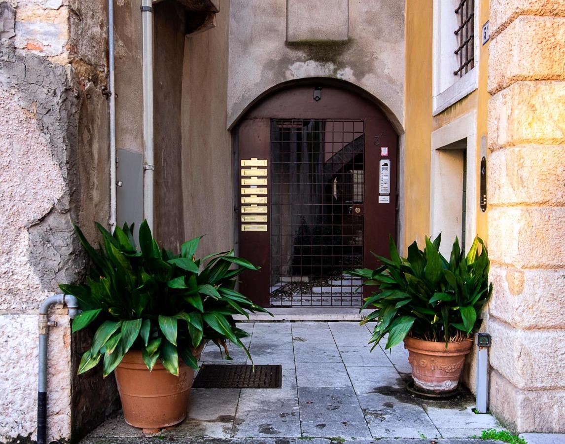 Casa Broilo, Nel Cuore Di Verona Eksteriør bilde